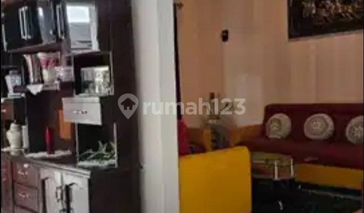 3-Story House for Quick Sale in Blimbing, Malang City, Near Suhat 2