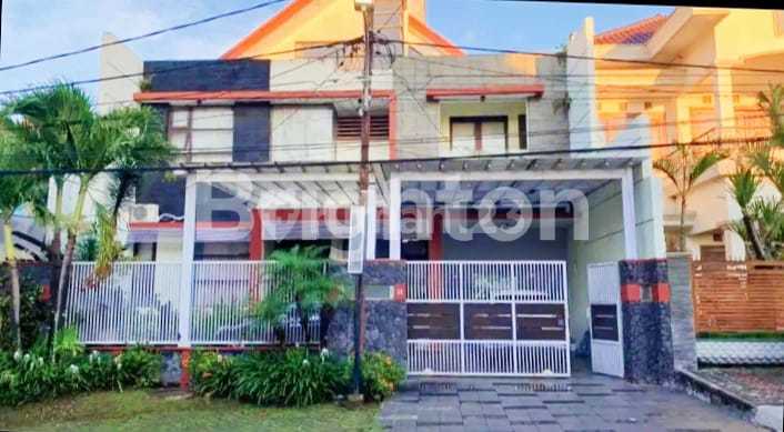 Jual Cepat!! Rumah Mewah 3 Lt Lokasi Strategis Di Poros Jln Suhat