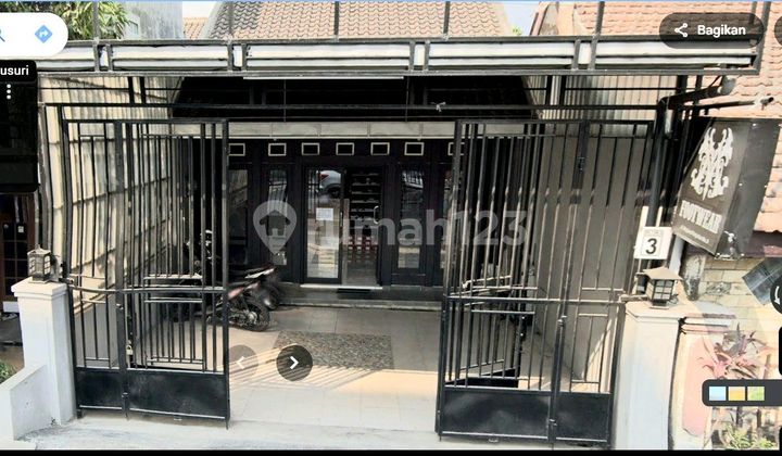 Modern Nice 2-Story House on Dinoyo Main Road Axis, Suitable for Business