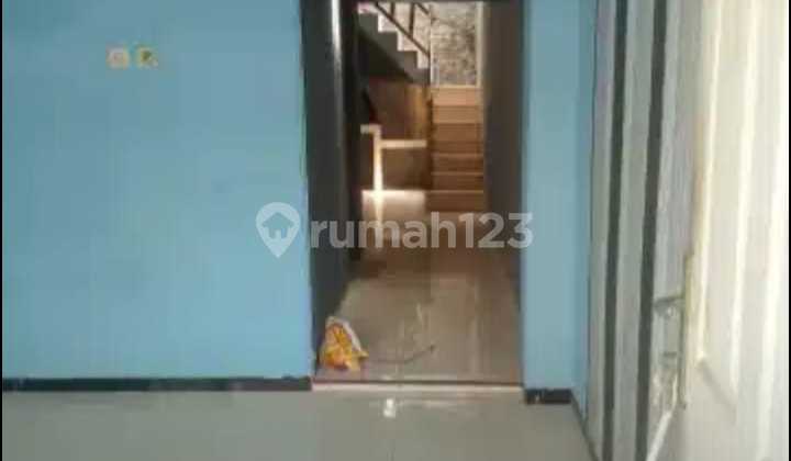 Minimalist 2-Story House in the Center of Malang City 2