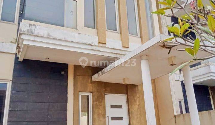 Rumah Modern 2 Lt Depan Hotel Best Lawang Kota Malang 1