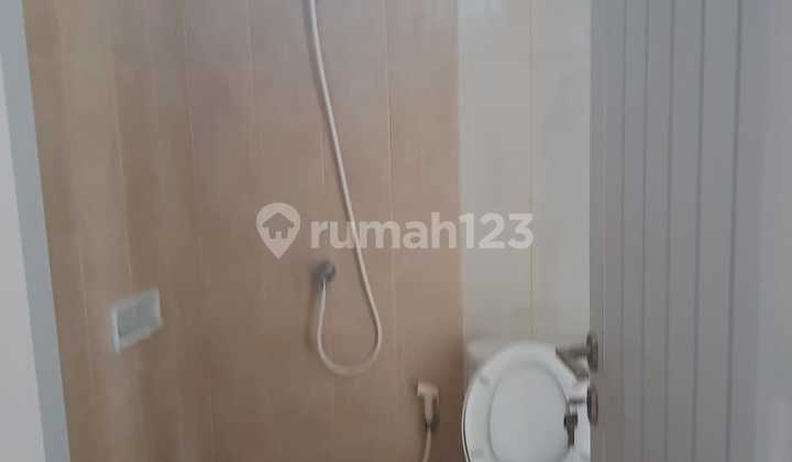 Rumah Bagus Posisi Hoek Di Karelia Village Gading Serpong 6