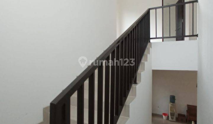 Rumah Bagus Bangunan Mandiri Posisi Hoek Di Leora Alam Sutera 12