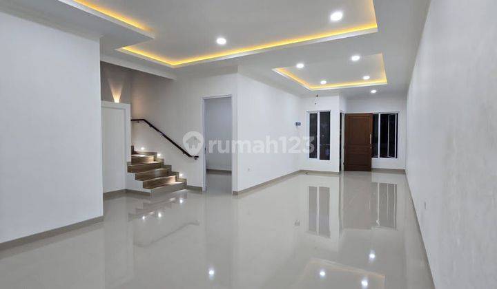 Rumah Baru 2 Lantai Griya Loka Bsd Bagus Brand New 2