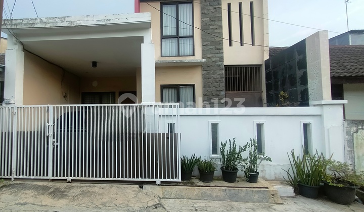 Rumah 2 Lantai Griya Loka Bsd Semi Furnished Full Renovasi Rumah 2 Lantai Griya Loka Bsd Semi Furnished Full Renovasi