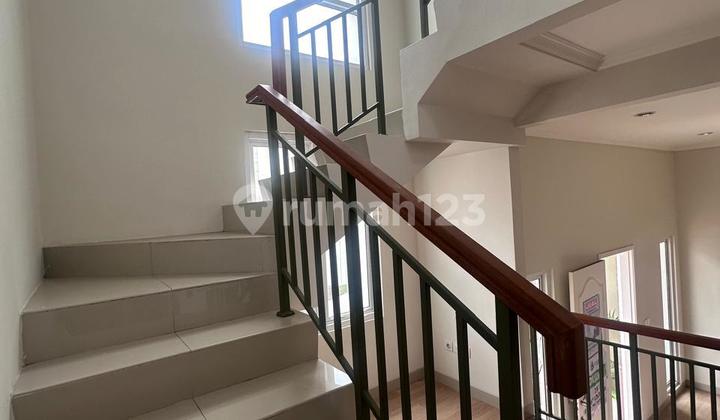 3-Story House in Samara Gading Serpong Cluster, Good Condition, Ready to Occupy 3-Story House in Samara Gading Serpong Cluster, Good Condition, Ready to Occupy