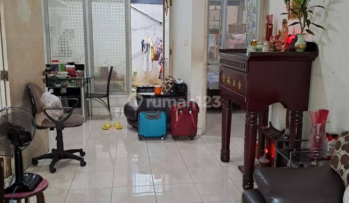 Rumah di Gading Serpong Cluster Ilrosa SHM Sudah Renovasi 8