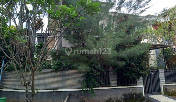 Rumah Hook 2 Lantai Di Kencanaloka BSD SHM 2