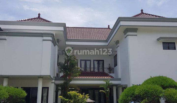 Rumah Mewah Privat Pool Di Bukit Golf BSD Furnished Bagus 2