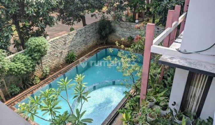 Rumah Mewah Di Castilla Bsd 2 Lantai Shm Privat Pool Turun Harga 2