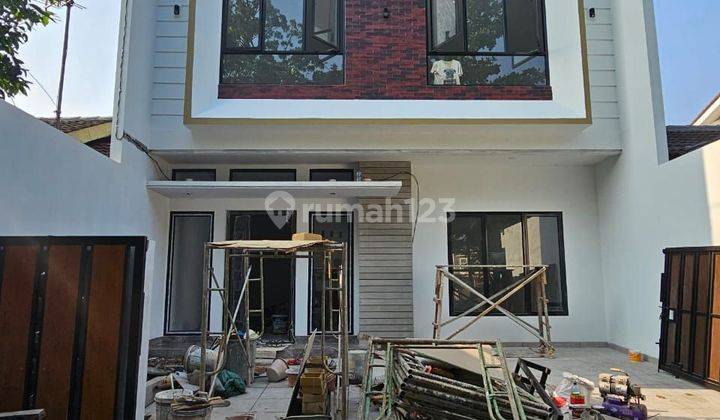 Rumah Baru Di Nusaloka 2 Lantai SHM Brand New 1