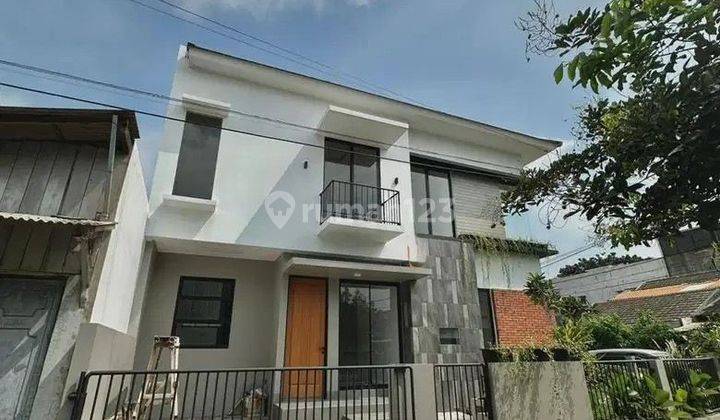 Rumah Baru 2 Lantai Di Griya Loka BSD Brand New SHM 1