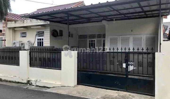 Rumah Apik Terawat Di Kelapa Dua Kebon Jeruk Jakarta Barat SHM Bagus 1