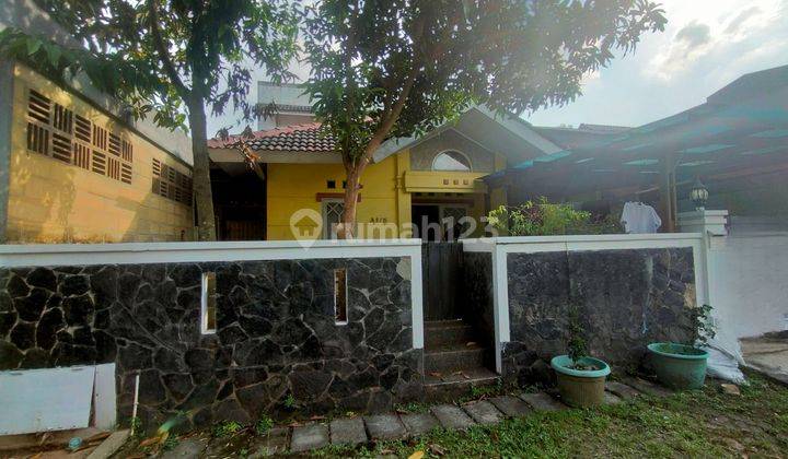 Rumah 2 Lantai Kencana Loka BSD Siap Huni Renovasi 1