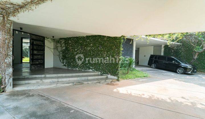 Rumah Semi Villa Cantik 1,5 Lantai Di Lippo Cikarang Jawa Barat 1