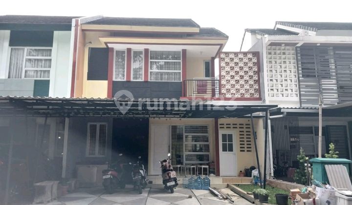2-Story Cluster House in BSD City, Good Location Near Toll Access