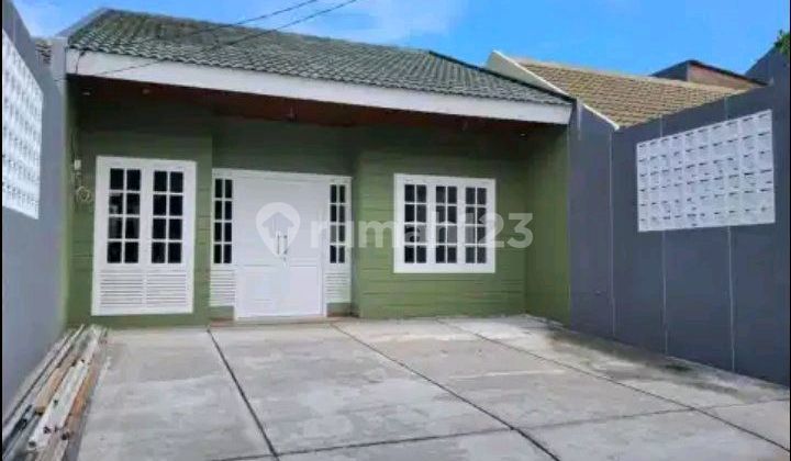 Rumah Full Renovasi di Griya Loka Bsd Bagus Siap Huni Rumah Full Renovasi di Griya Loka Bsd Bagus Siap Huni