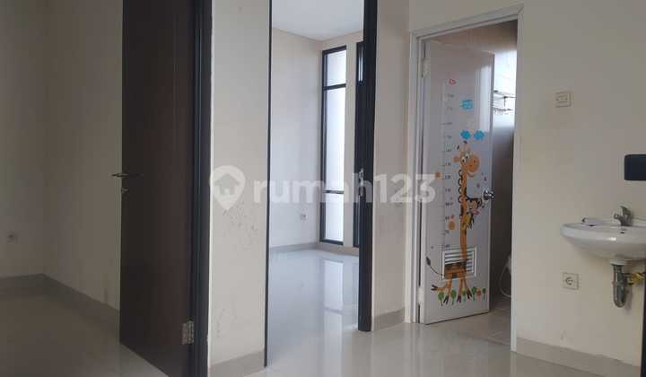 Rumah 2 Lantai Cendana Residence Di Jalan Utama Bagus Siap Huni 2