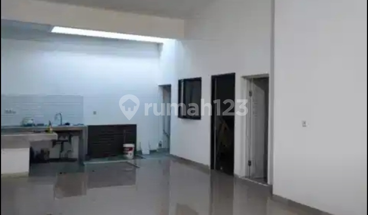 Sell Fast House in Griya Loka Bsd, Good Light Steel Frame 2