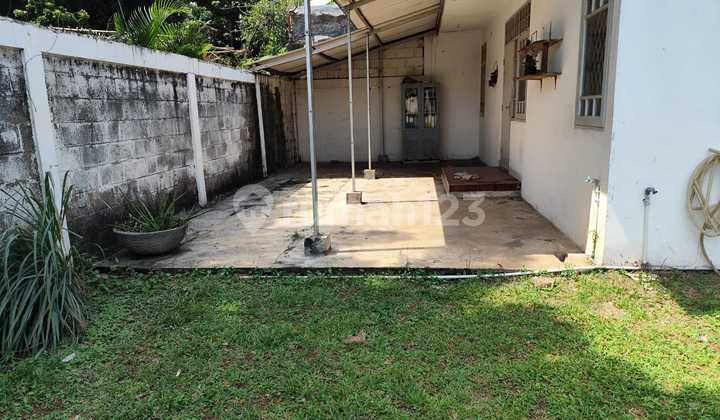 For Rent House In Nusa Loka Bsd Neat Spacious Garden For Rent House In Nusa Loka Bsd Neat Spacious Garden
