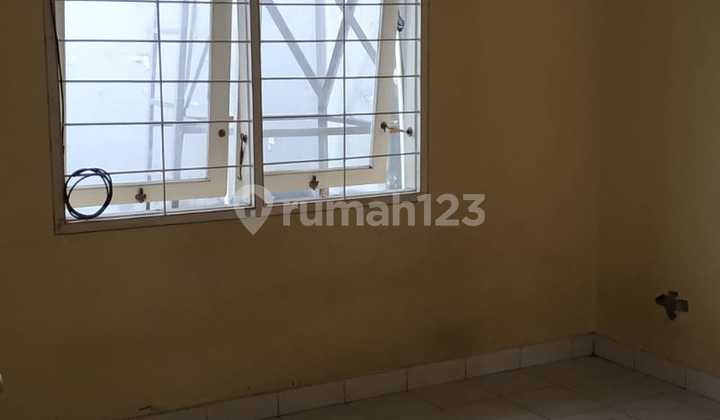 House for Rent in Nusa Loka BSD Near Modern Market