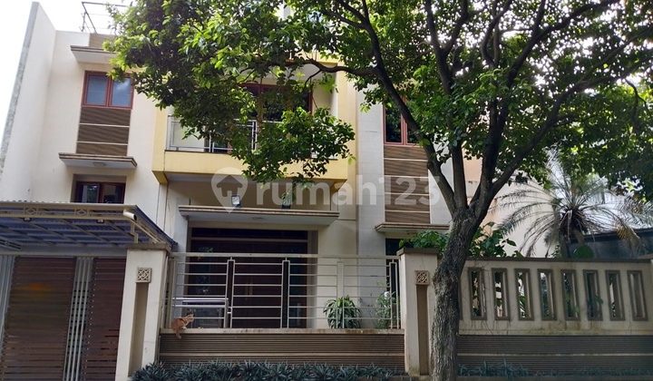 Jual Cepat Rumah 3 Lantai Puspita Loka Bsd Bagus Nego Sampai Deal