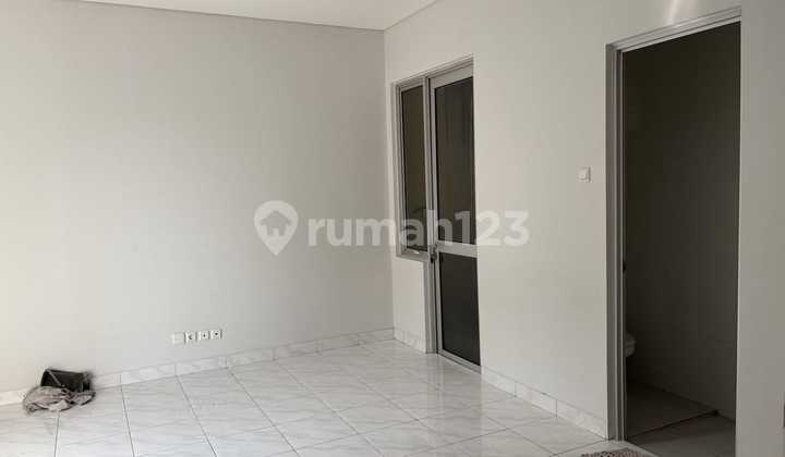 Disewakan Rumah 2 Lantai di Cluster Milano Village Bsd 2