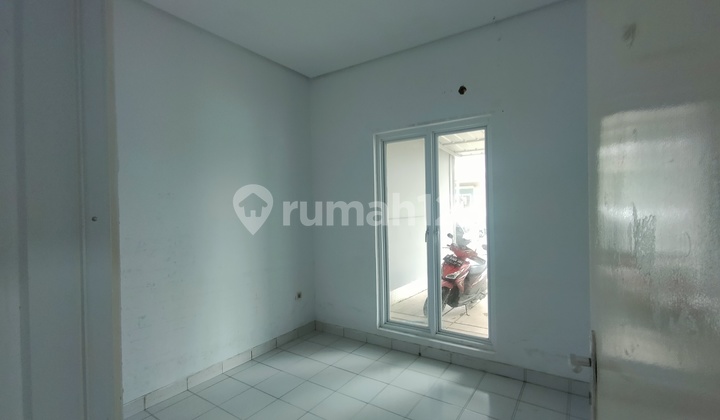 Jual Cepat Rumah Dekat Mall Serpong 10 Menit ke Stasiun BSD 2