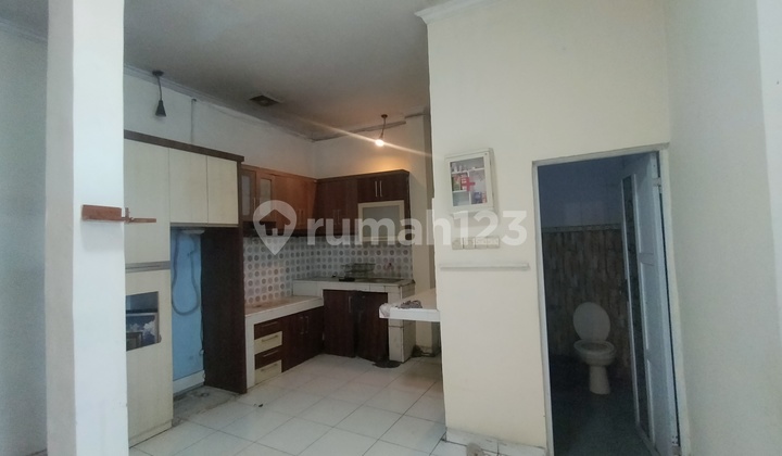 2-Story House in Dago Hill, 15 Minutes to BSD, Good Condition, Move-In Ready
