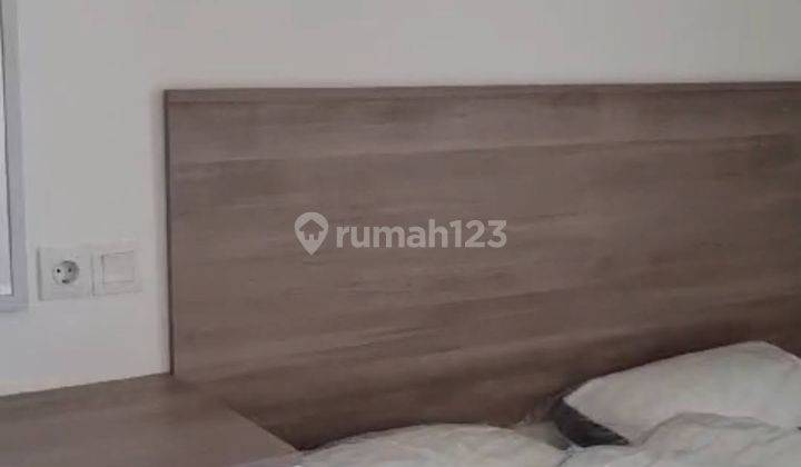 kamar tidur jual rugi apartemen 2 br