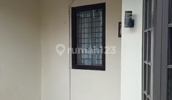 2-Storey House in Bintaro Jaya Sector 5, Good SHM, Ready to Occupy 2-Storey House in Bintaro Jaya Sector 5, Good SHM, Ready to Occupy