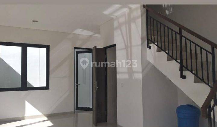 Rumah 2 Lantai Taman Provence Suit Bagus Siap Huni 2