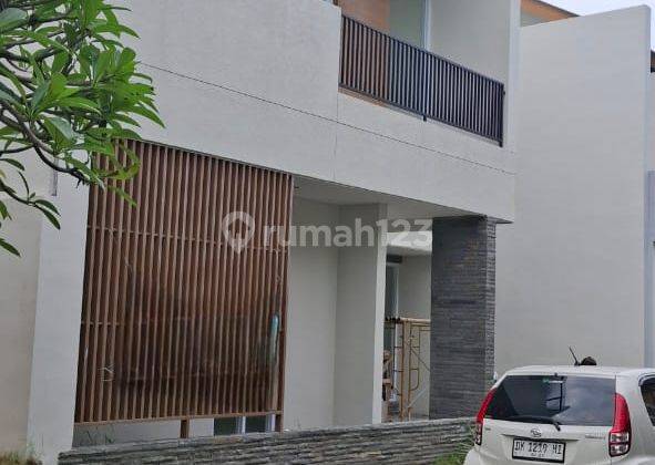 Dijual Rumah 3+1 Kamar Semi Furnished Greenlot Sambadha Bali 2