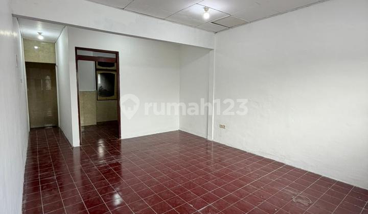 For Sale 1 Unit Shophouse on Jl Dewi Sartika, Kuta