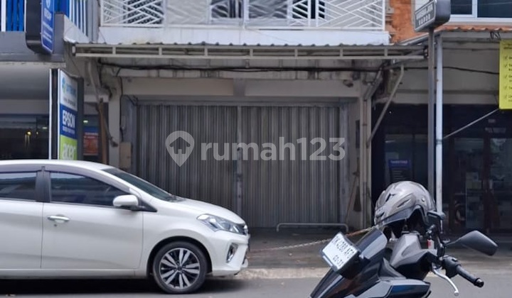 Strategic 3-Story Shophouse For Sale Near Mall, Spacious Parking, Denpasar Bali 2