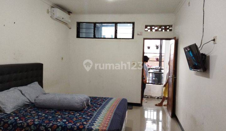 Dijual guesthouse 30 bedroom yang ramai di area Teuku Umar barat 3