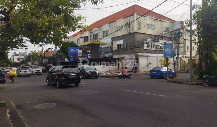 Disewakan tanah di jalan utama Dewi Sri 2