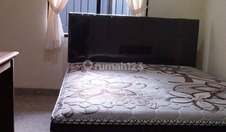 Disewakan rumah tinggal 3 kamar tidur furnished di Densel 5