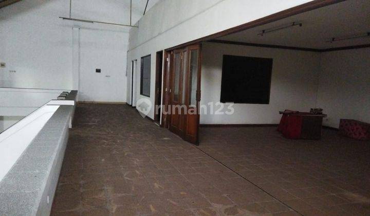 Warehouse office business space for rent in Legian Bali 2