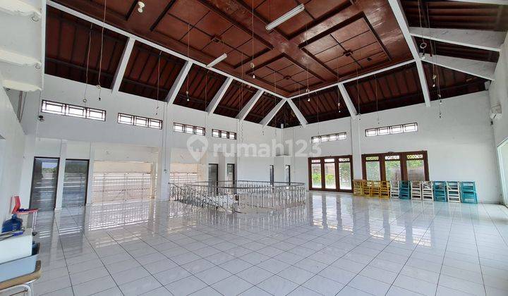 Disewakan gedung tempat usaha di keramaian Denpasar Barat 1