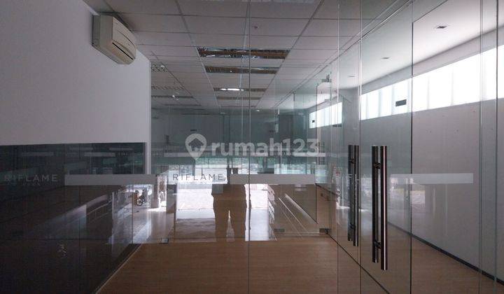 Commercial building for rent near the Sunset Road Kuta underpass 1