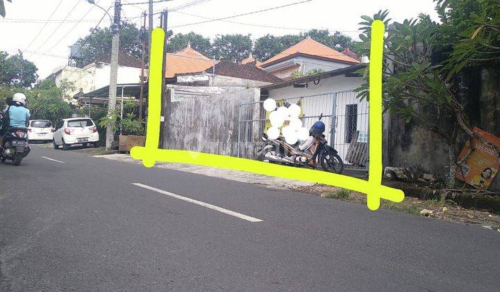 Building bonus land for sale in Bebelas Gatsu Tengah Denpasar 1