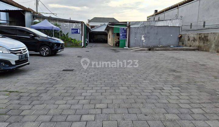 Disewakan tempat usaha sudah paving plus kantor di Renon 2