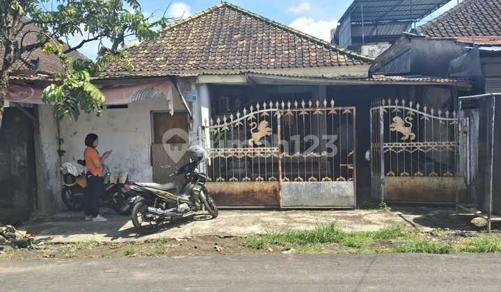 Land Price House For Sale in Gatsu Tengah Denpasar Bali Land Price House For Sale in Gatsu Tengah Denpasar Bali
