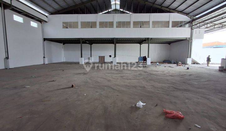 For Rent Clean Office Warehouse Ready to Use in West Denpasar 1