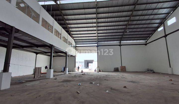 For Rent Clean Office Warehouse Ready to Use in West Denpasar 2