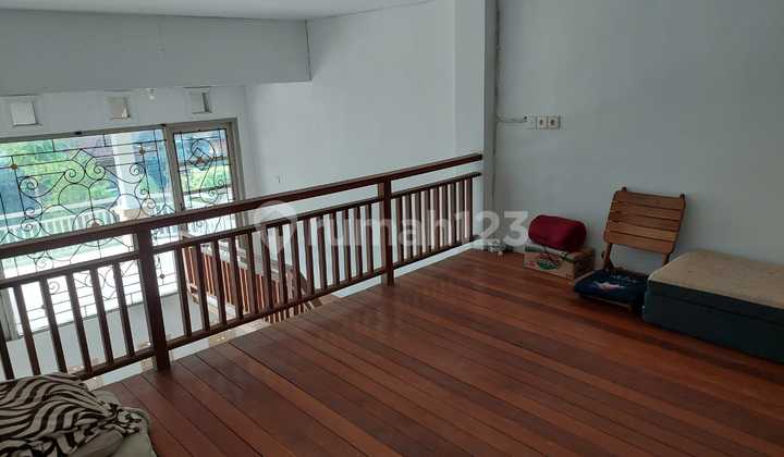 Disewakan For Lease Rumah Halaman Luas Legian Kuta Bali 2