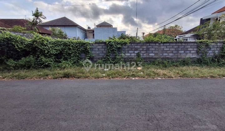 For sale HOOK residential commercial land in Renon Bali 1