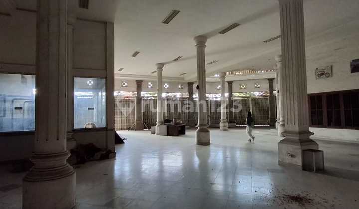 For Rent: 2-Story Multipurpose Building in Gatsu Barat, Denbar