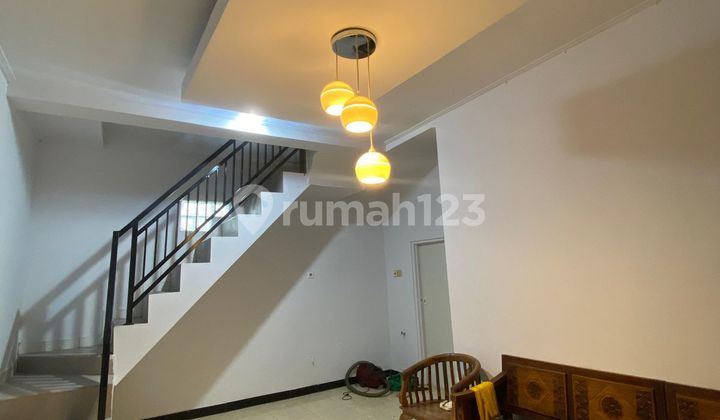 For Rent Furnished 4 Bedroom House in Jimbaran Bawah Bali For Rent Furnished 4 Bedroom House in Jimbaran Bawah Bali